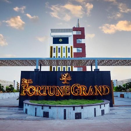 Sree Fortune Grand, Tadepalli Hotel Tadepalle Ngoại thất bức ảnh