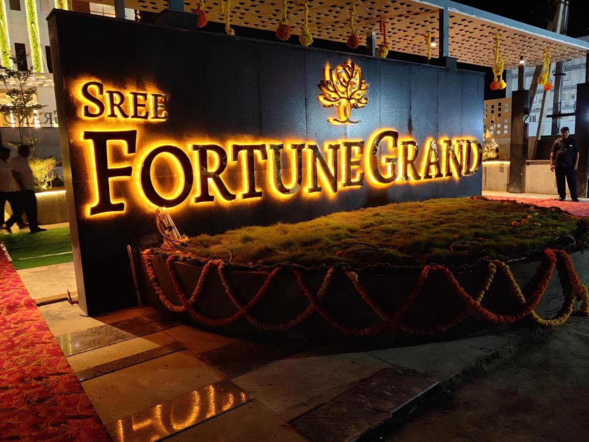 Sree Fortune Grand, Tadepalli Hotel Tadepalle Ngoại thất bức ảnh