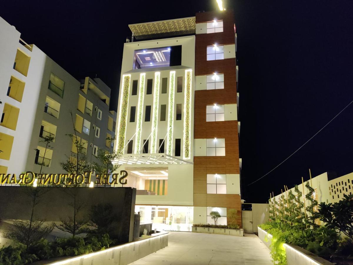 Sree Fortune Grand, Tadepalli Hotel Tadepalle Ngoại thất bức ảnh