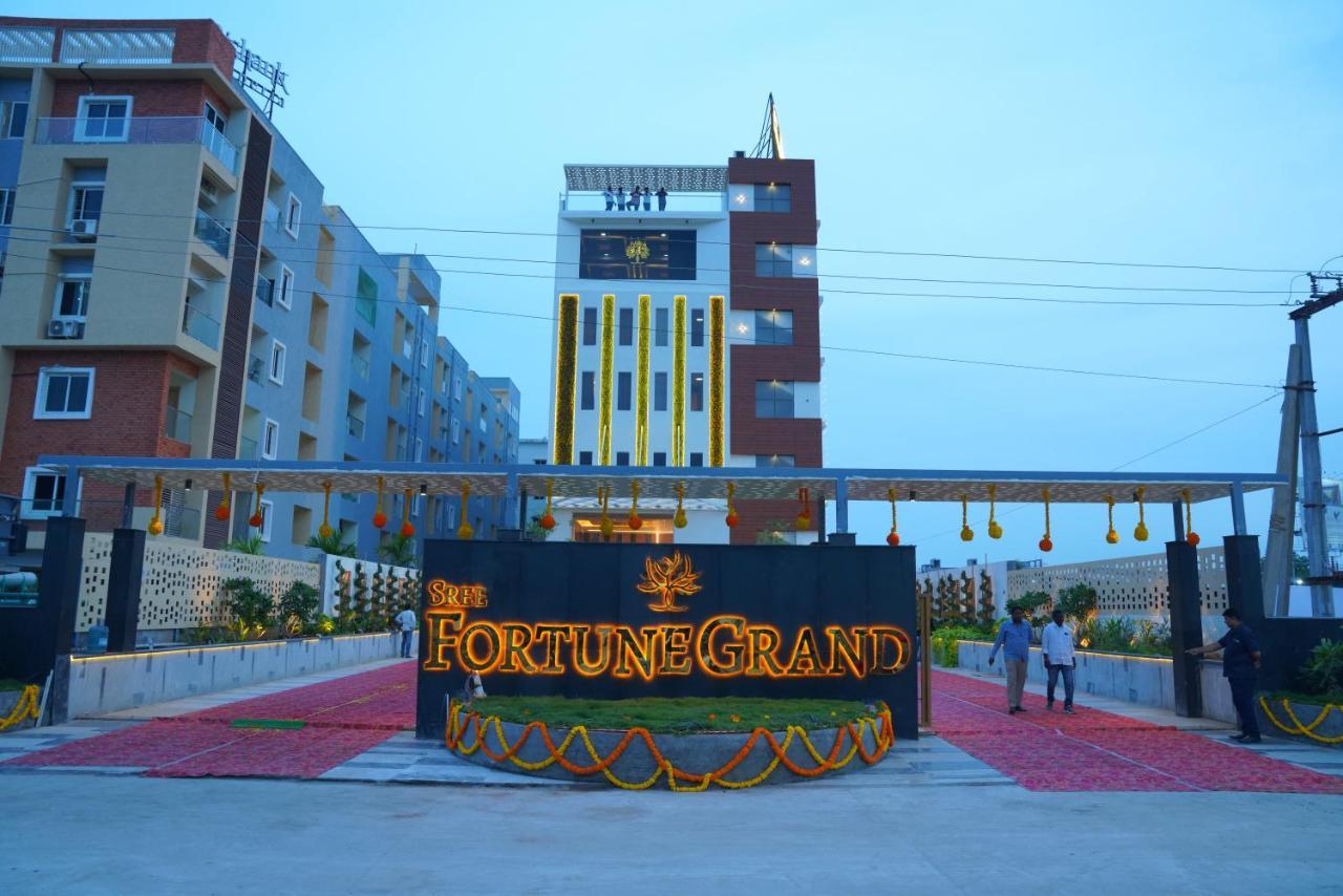 Sree Fortune Grand, Tadepalli Hotel Tadepalle Ngoại thất bức ảnh