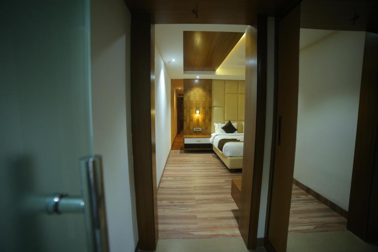 Sree Fortune Grand, Tadepalli Hotel Tadepalle Ngoại thất bức ảnh