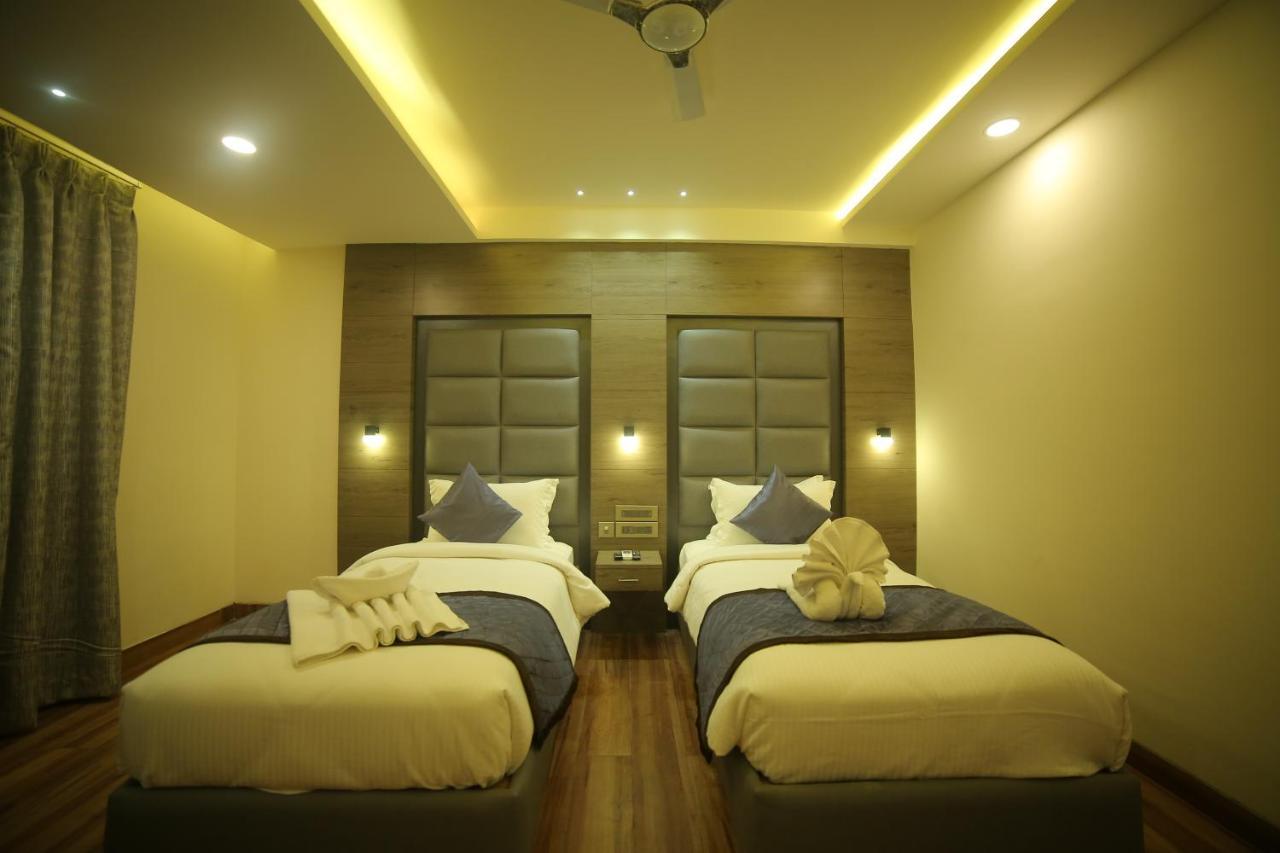 Sree Fortune Grand, Tadepalli Hotel Tadepalle Ngoại thất bức ảnh