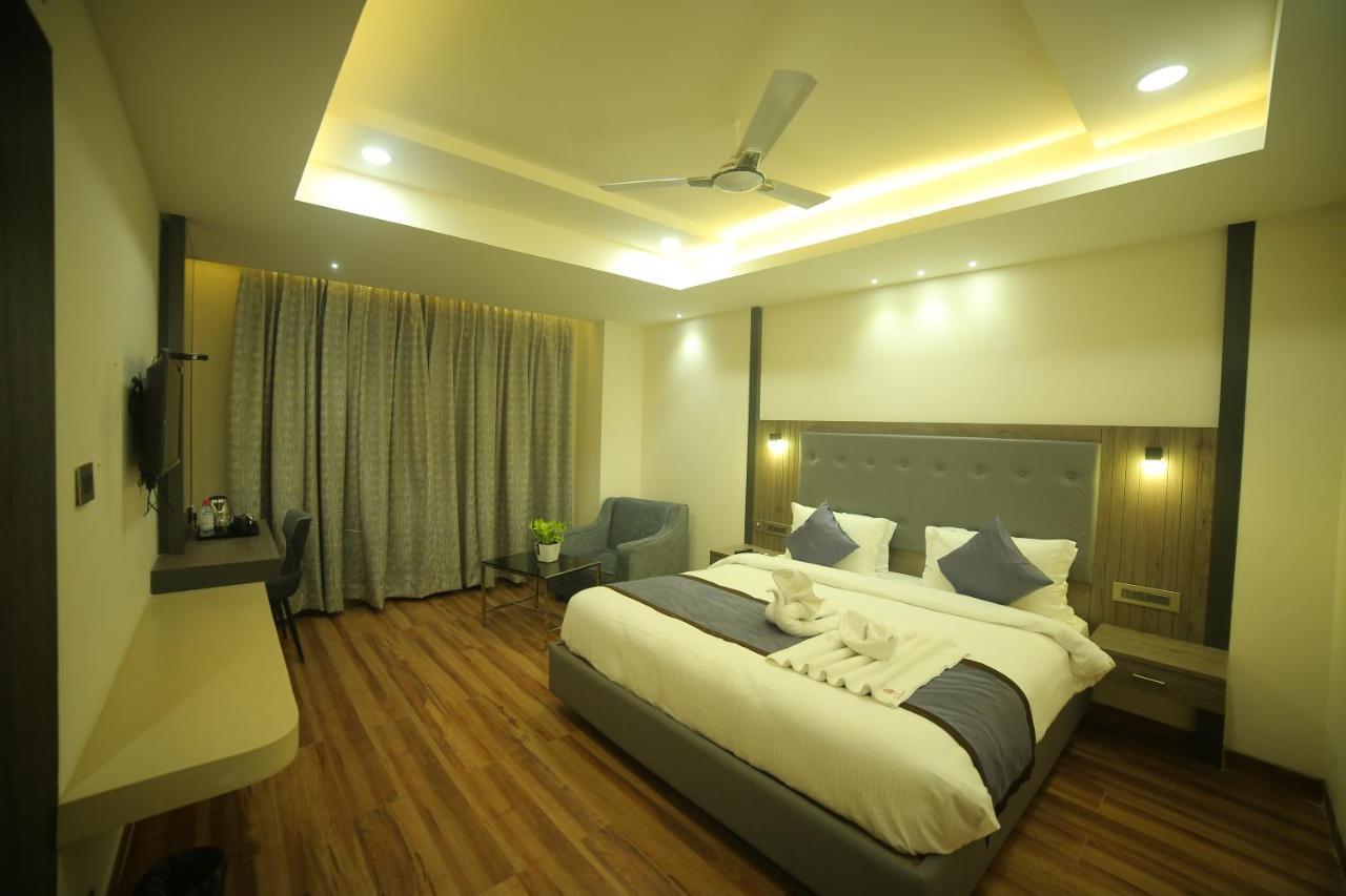 Sree Fortune Grand, Tadepalli Hotel Tadepalle Ngoại thất bức ảnh