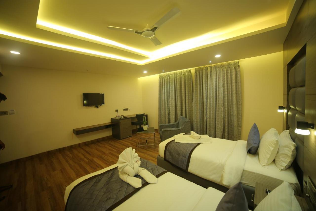 Sree Fortune Grand, Tadepalli Hotel Tadepalle Ngoại thất bức ảnh