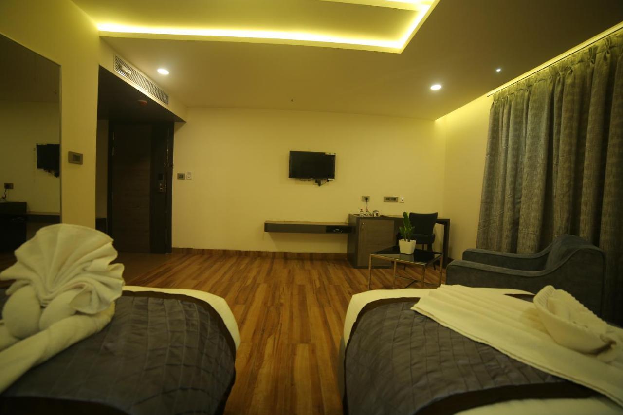 Sree Fortune Grand, Tadepalli Hotel Tadepalle Ngoại thất bức ảnh